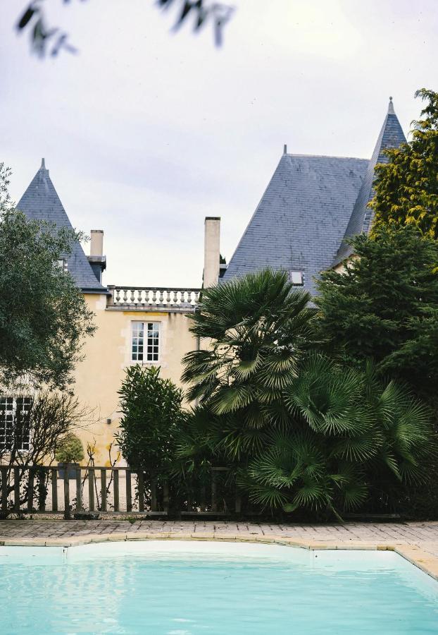 Chateau De La Vallade Saint-Porchaire Esterno foto